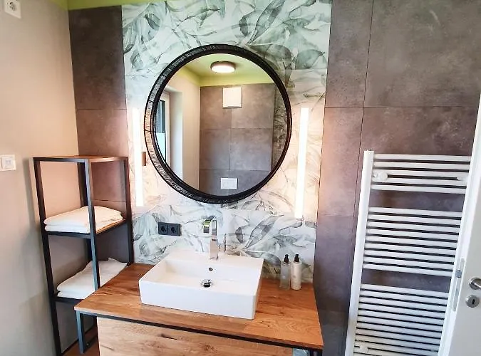 Erasmus - Zum Wohlfuehlen *