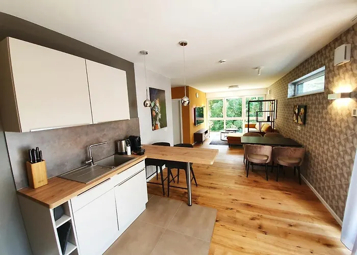 Erasmus - Zum Wohlfuehlen *