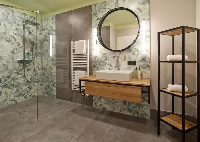 Erasmus - Zum Wohlfuehlen *